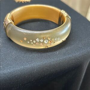 Chic Gold and Crystal Embellished Bracelet